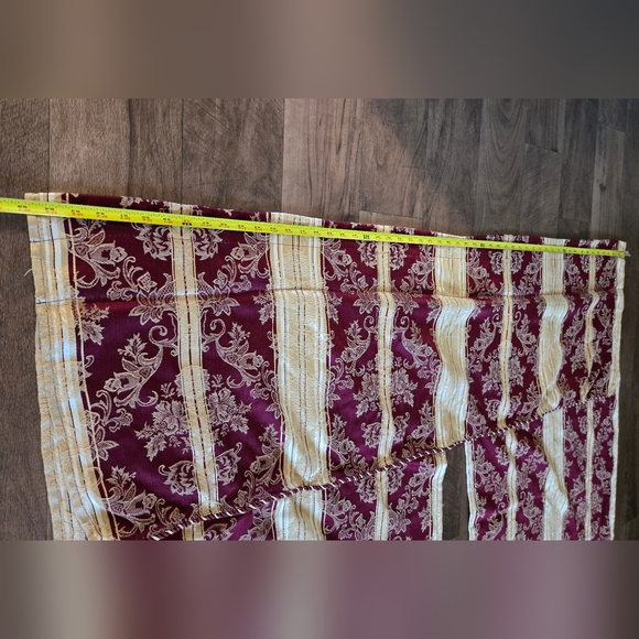 Patterned Curtains - Picture 4 of 5